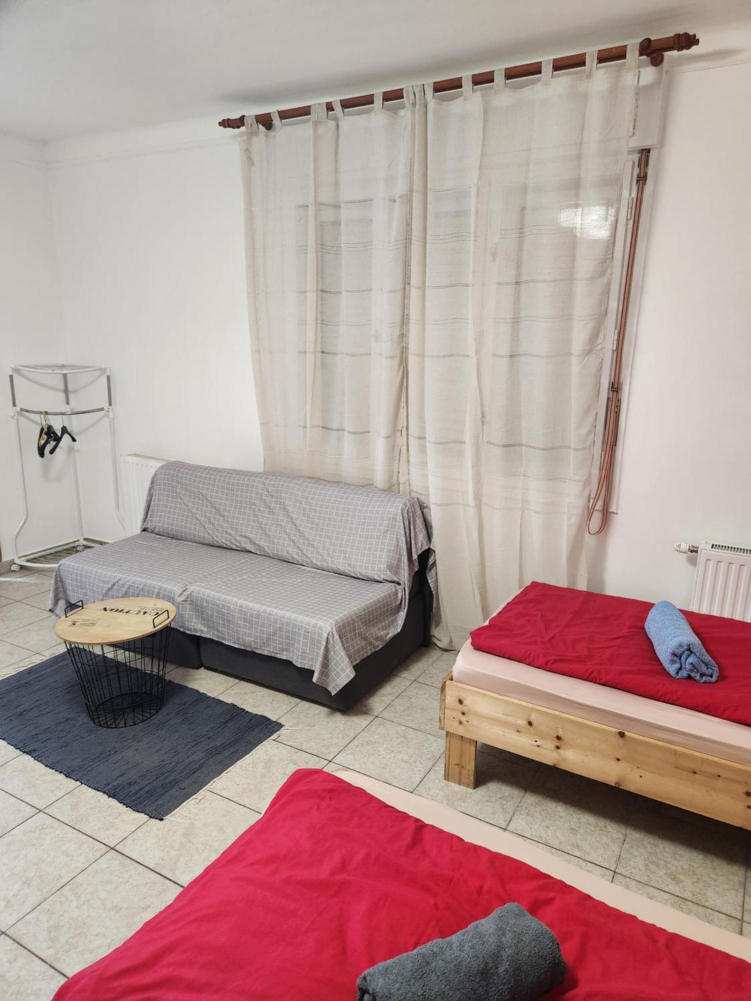 Orsi Apartman / Vendeghaz Кечкемет Экстерьер фото
